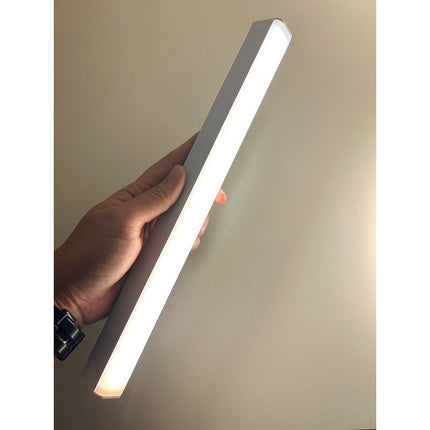 Barra Lampara De Luz Led Recargable Usb Mediana 20 Cm Blanco