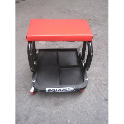 Banco De Taller Sobre Ruedas Rojo