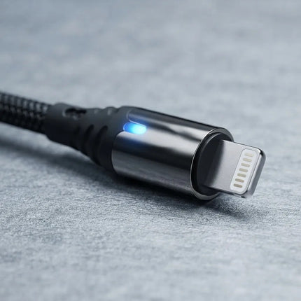 Cable Reforzado De Carga Rapida  Lightning Con Luz Led Negro