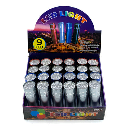 Linterna De Metal 9 Leds  A Pila 3 Aaa No Incluida Blanca Varios