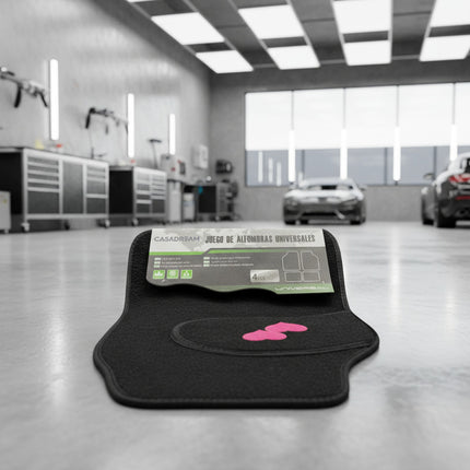 Set De Alfombras Para Auto Diseño Con Corazones Rosa X4 Negro
