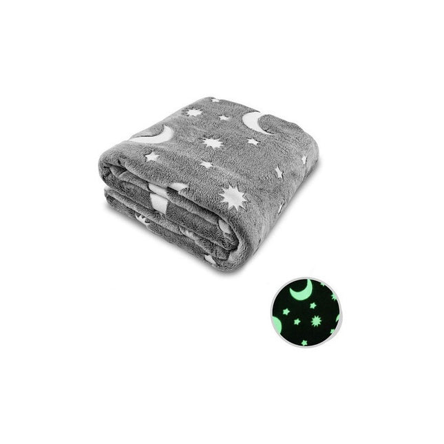 Mantas Polares Luminosas Glow Brilla A La Oscuridad 2mtx1.50 Estrellas Y Lunas 815 G Gris Con Motivos Blancos (luminiscente)